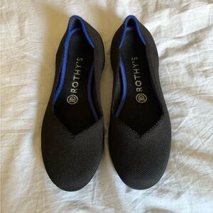 Rothy's Black and Blue Casual Flats